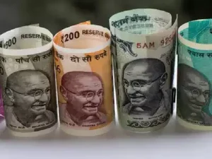 Modi-govts-push-to-take-Indian-rupee